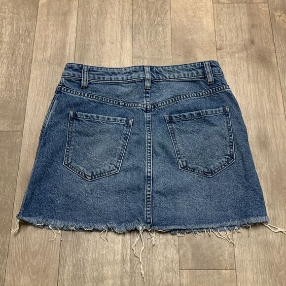 Womens We The Free Frayed Full Zip Denim Jean‎ Mini Skirt - Picture 2 of 6